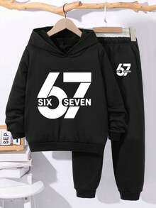 一套男童休闲趣味“67”数字印花长袖连帽衫+运动裤，街头风，舒适户外运动套装，秋冬季 - 黑色 - 查看 3