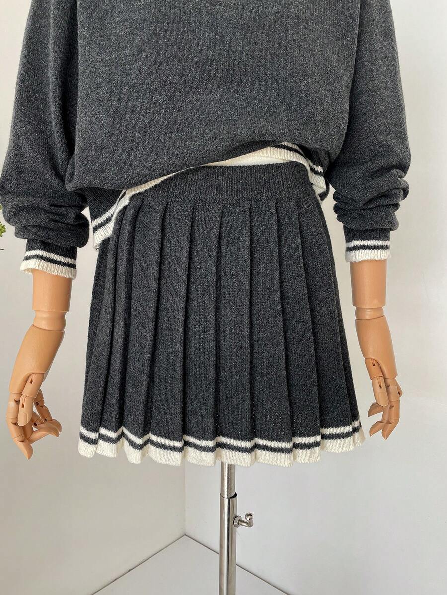 SHEIN Unity 女士迷你羊毛衫半身裙,百褶裙,复古学院风,适合秋季、返校季、日常穿着,尽显复古时尚,也适合约会和下午茶场合。 - 深灰色 - 查看 1