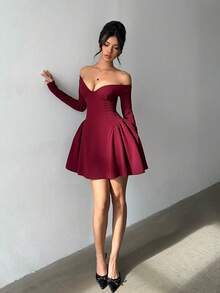 Aloruh Váy mini phồng tay dài màu đỏ rượu gợi cảm đi làm - Màu Đỏ Sâu - Xem 4