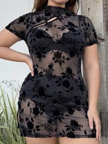 Nezia Cruz Vestido sexy plus size sedutor de malha preta transparente para o dia dos namorados, estilo chinês ousado para tamanhos grandes, para o inverno - Preto - Ver 4