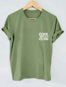 EMERY ROSE Camiseta de mujer de manga corta y cuello redondo con gráfico de lema del Club de Tías Geniales - Verde Oscuro - Ver 7