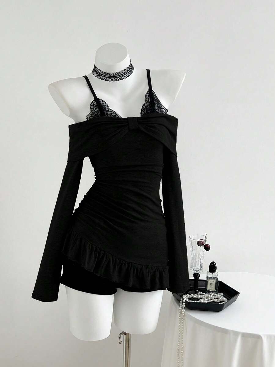 Elamini 1pc Black & Grey Lace Camisole Off Shoulder Long Sleeve Asymmetric Hem Cinched Waist Casual T-Shirt, Suitable For Daily Wear And Campus Style - Black - View 1