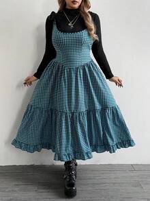 Whyspr Fashionable Square Neck Strap Plaid Dress For Women