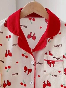 少女家居服 - 白色红色樱桃蝴蝶结印花翻领家居服套装，樱桃蝴蝶结字母印花设计，白色红色甜美翻领纽扣长袖上衣+裤子两件套，社交媒体风格甜美2026新年假日必备少女翻领家居服套装 - 杏色 - 查看 4