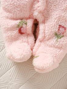 SHEIN Newborn Baby Hooded Romper, Cute Pink Bow Print Flannel Soft & Skin-Friendly Infant Jumpsuit