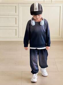 SHEIN 2 件套年轻男孩休闲街头时尚韩版扎染连帽运动衫和纯色松紧腰运动裤套装，适合返校、生日、迎婴派对、节日派对、秋冬季 - 黑色 - 查看 4