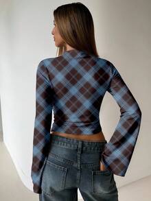 Aloruh 喇叭袖性感开衩复古格纹印花T恤，女士百搭秋冬上衣 - 彩色 - 查看 2