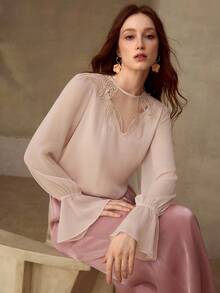 MOTF PREMIUM 女士浪漫花瓣图案长袖衬衫，秋冬季 - 粉色 - 查看 7