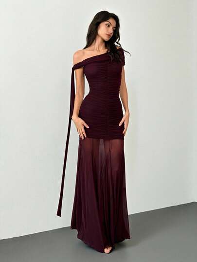 SHEIN Tall 酒红色斜肩褶皱伞裙长连衣裙，优雅大方，适合节日、婚礼、生日、毕业季等场合。