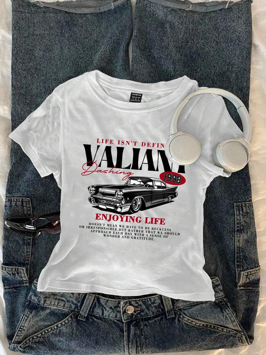 Attitoon 复古风格汽车图案印花修身圆领短袖T恤，女款，适合夏季穿着，风格包括复古、性感、可爱、Y2K、椰子女孩、波西米亚风、嬉皮风和音乐节。 - 白色 - 查看 1