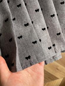 Elladie kids 少女优雅甜美蝴蝶结及3D立体花朵装饰无袖褶裥下摆休闲灰色连衣裙 - 灰色 - 查看 5