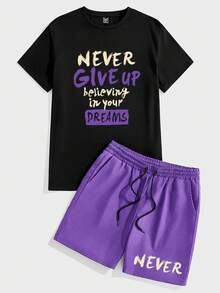 Manfinity LEGND Set di maglietta e pantaloncini casual da uomo con stampa slogan, estivo - Multicolore - Visualizzare 2