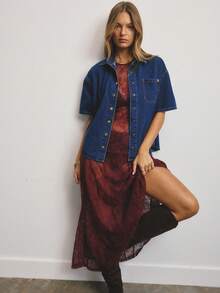 Aralina Damen Lässig Sommer Jeans Boxy Passform Kurzarm Hemd mit Druckknopfverschluss, perfekt für Weihnachtspartys, Silvesterpartys und Ausgehabende Outfits - Dunkle Waschung - Übersicht 7