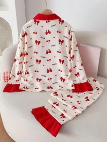 少女家居服 - 白色红色樱桃蝴蝶结印花翻领家居服套装，樱桃蝴蝶结字母印花设计，白色红色甜美翻领纽扣长袖上衣+裤子两件套，社交媒体风格甜美2026新年假日必备少女翻领家居服套装 - 杏色 - 查看 2