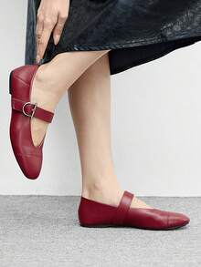 CUCCOO BIZCHIC Giày bệt nữ thiết kế khóa cài tiện dụng hàng ngày - Màu Đỏ Sâu - Xem 3