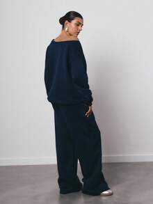 SURIMA 女士宽松露肩卫衣和阔腿运动裤两件套，加厚保暖内衬，适合秋冬季穿着 - 藏蓝色 - 查看 2