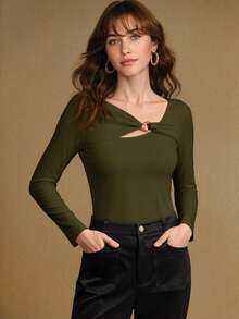 MOTF PREMIUM CUT OUT FITTED T-SHIRT, AUTUMN/WINTER