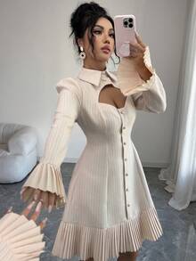 Elenzga Váy xếp ly hở vai, tay chuông, cài nút đơn thời trang dành cho nữ - Màu be - Xem 1