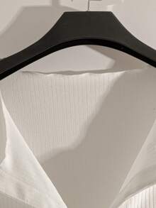 GlowEve CURVE 大码女式秋季简约前扣喇叭袖T恤，秋季面料 - 白色 - 查看 3