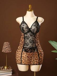 SHEIN Conjunto de 2 piezas de lencería de talla grande con vestido de encaje, estampado de leopardo y malla con espalda descubierta, incluye tanga. Lencería de Halloween, lencería con estampado de leopardo, vestidos de lencería para mujer, lencería clásica con estampado animal - Multicolor - Ver 3