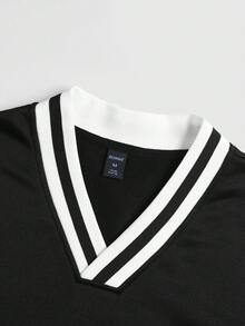 ROMWE MEN Prep 男士V领字母数字印花休闲百搭通勤长袖卫衣，秋冬款 - 黑與白 - 查看 8