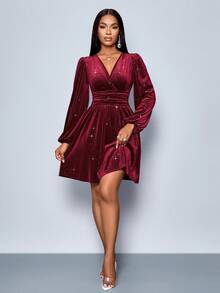 SOLERSUN Women's Winter Holiday Clothing, Elegant And Sexy New Year's Party, Christmas, Burgundy Knitted V-Neck Waist Gathered Waist Small A Hem Sequined Fabric Mini Skirt