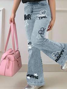 SHEIN 2 件套年轻女孩休闲宽松心形和脸涂鸦印花短袖圆领 T 恤和喇叭裤，适合夏季，适合居家、郊游、街拍、校园 - 彩色 - 查看 4