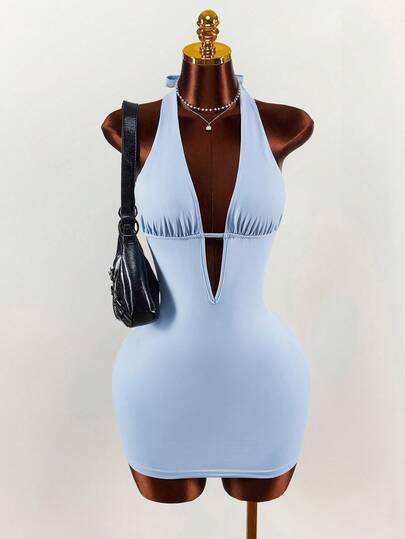 Amplova Vestido mini ajustado con cintura ceñida, escote halter bajo y color azul minimalista, estilo deportivo chic, nueva llegada 2026