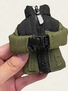 Zazumi 1件迷你羽绒服钥匙扣，毛绒质感设计，趣味时尚配饰，包包挂饰，可作钥匙扣、圣诞袜填充物、节日礼物创意，北欧田园风美学，日常必备单品 - 彩色 - 查看 9