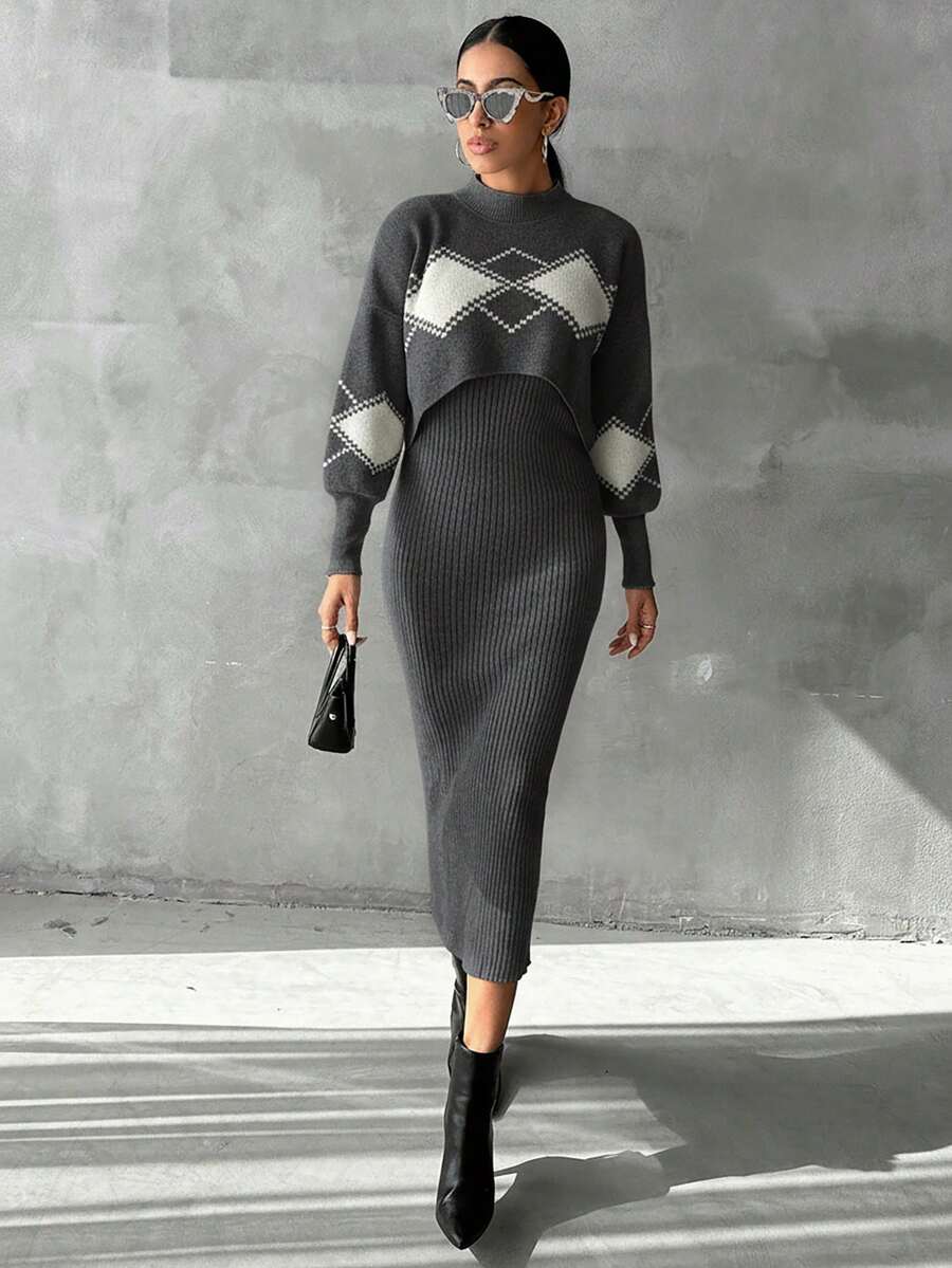 EURMUSE 2 pezzi Set di maglione corto con colletto alto e motivo geometrico jacquard e abito in maglia senza maniche per donna - Grigio Scuro - Visualizzare 1