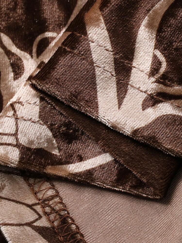 Elegant Urban Style Brown Floral Jacquard Mermaid Hem Skirt, Suitable For Winter And Spring