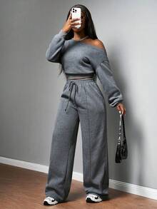 Slaydiva 2025 Autumn/Winter New Music Festival, Holiday, Western, Nomadic Style Outfit, Suitable For Birthday Party, Graduation Season, Student Wear, Casual Daily Wear, Basic Versatile, Letter Print Zip Collar, Oblique Shoulder + Straight Leg Sweatpants 2-Piece Set - Grey Faux Snow Flake For Women Grey Two Piece Set Two Piece Set Women Comfy - Dark Grey - View 6