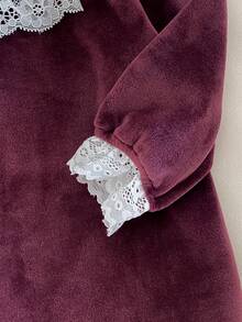 两件套新生女宝宝抓绒连体衣，蕾丝边饰，长袖连脚连体衣，含发带，优雅公主风，秋冬款 - 紫色 - 查看 6