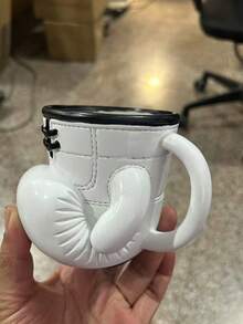 拳击手套马克杯 - 拳击爱好者的个性化不锈钢马克杯