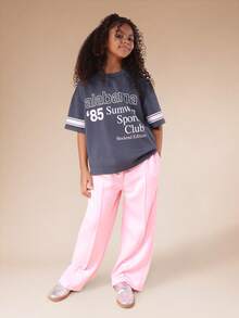 SUMWON Conjunto de camiseta deportiva con gráfico de club y pantalón jogger con cordón y detalles de mangas a rayas, estilo casual para vacaciones, para preadolescentes - Azul Marino - Ver 5