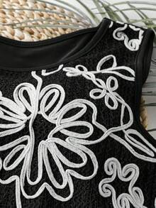 SHEIN Clasi Camiseta de tirantes casual con cuello redondo y textura floral, adecuada para vacaciones - Negro - Ver 5