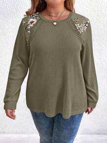 SHEIN CURVE+ 大码女式纹理插肩袖拼接印花圆领卫衣 - 軍綠色 - 查看 4