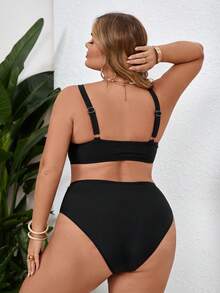 SHEIN CURVE+ 大码女式黑色纯色3D花卉装饰沙滩度假泳衣套装 - 黑與白 - 查看 2