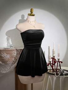 SHEIN PETITE 秋冬派对、圣诞节假日氛围连衣裙，无肩带天鹅绒双层裙摆迷你连衣裙 - 黑色 - 查看 5