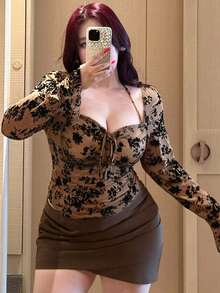 Dazy Plus Flocked Printed Tight Fit Sexy Crop Long Sleeve T-Shirt