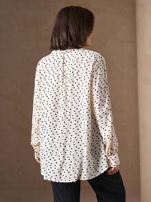 Chikora Áo sơ mi nữ cỡ lớn tay dài in chấm bi, có nơ trang trí, kiểu dáng thường ngày, thích hợp mặc công sở, đi làm, áo nữ mùa xuân, áo nữ đi nghỉ xuân, áo kiểu thanh lịch, áo sơ mi trắng, áo chấm bi, áo tay dài trắng, áo dài tay đi chơi, áo kiểu thanh lịch cho nữ, áo kiểu thanh lịch cho phụ nữ. - Nhiều màu - Xem 3