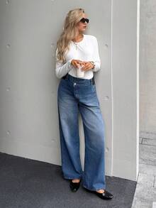 SHEIN 不对称腰身休闲阔腿孕妇牛仔裤，适合冬季、春季、圣诞节、新年、感恩节、通勤、度假、毕业典礼等场合，时尚百搭，可爱街头风，适合派对、婚礼、商务休闲等场合。透气牛仔阔腿牛仔裤，弹性腰带，棉质亲肤，宽松版型，蓝色牛仔裤，透气舒适，休闲直筒，简约百搭。 - 藍色 - 查看 3