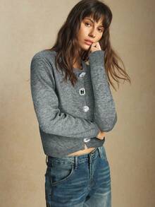 Maija Damski kardigan z metalowymi guzikami z przodu, dzianinowy sweter na miejskie dojazdy, biznesowy casual, strój do biura, elegancki strój, przyjęcie bożonarodzeniowe i noworoczne, podstawowa odzież wierzchnia