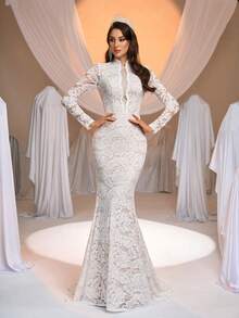 Aureia 优雅蕾丝贴花立领露背修身长款连衣裙，配有可拆卸荷叶边鱼尾裙摆，适合婚礼、正式场合和派对。 - 白色 - 查看 8