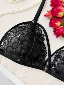 SHEIN 4pcs Set Sexy Lace Bustier Bra And Garter Belt With Fishnet Stockings For Going Out - Black - View 4