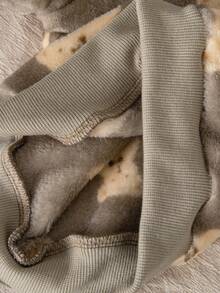 SHEIN 2pcs Baby Boy Toddler Newborn 0-3 Years Old Casual Everyday Outfits Cute Plush Flannel Bear Round Neck Long Sleeve Sweatshirt And Pants Set, Autumn/Winter - Coffee Brown - View 8