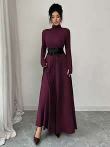 SHEIN Elenzya 女士奢华纯色长款针织连衣裙，半高领设计，修身剪裁，腰带装饰，凸显身材，复古优雅，适合日常、约会、晚宴、情侣装，秋冬内搭，春季外穿。 - 中紫紅色 - 查看 5