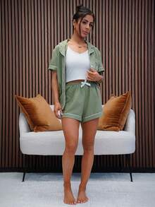 SAYEHFBABY 2pcs Women's Solid Color Summer Contrast Trim Polo Collar Pocket Heart Graphic Short Sleeve Top And Bowknot Shorts Pajama Loungewear Set, Suitable For Home Use - Army Green - View 4