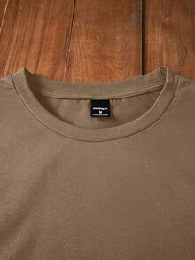 HIMLAND Men's Round Neck Asymmetrical Hem Casual Daily Versatile Commuting Short Sleeve T-Shirt Mens Casual Tops Brown T-Shirt Men Curved Hem Tee Men Mens Casual T-Shirt - Khaki - View 3