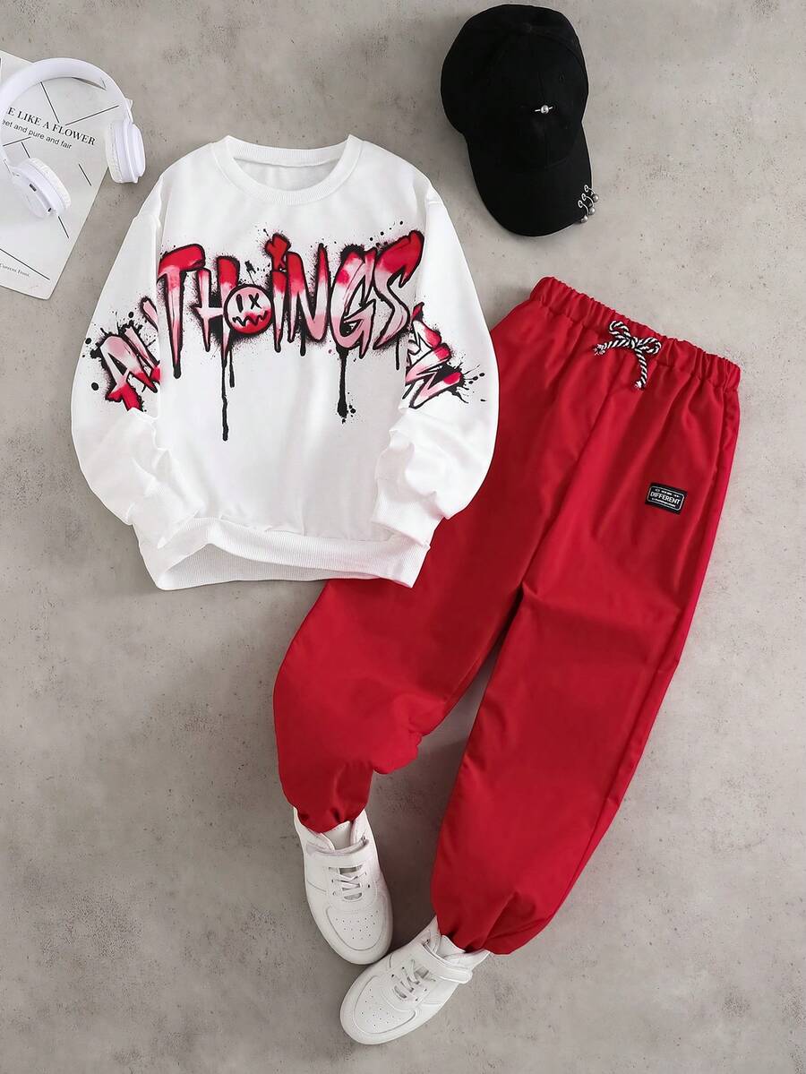 SHEIN Coolqubz 2pcs/Set Fashion White Hoodie Paired With Olive Green Pants, Stylish Outfit For Teen Boys. The Hoodie Features Green Placement Print, Soft & Comfortable Fabric, Suitable For Spring/Autumn, Versatile For School, Casual Wear